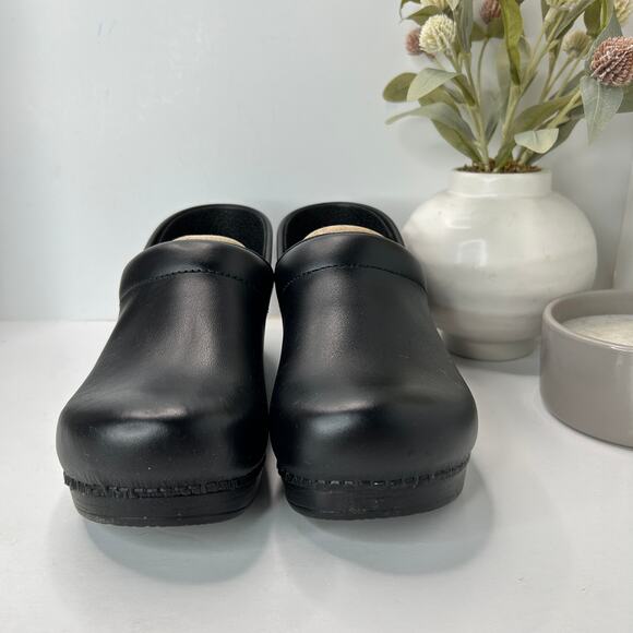 Dansko Wide Pro Box Clog Black Nursing Shoe Women 40/9.5 NWB Comfort Shoe - Picture 2 of 11